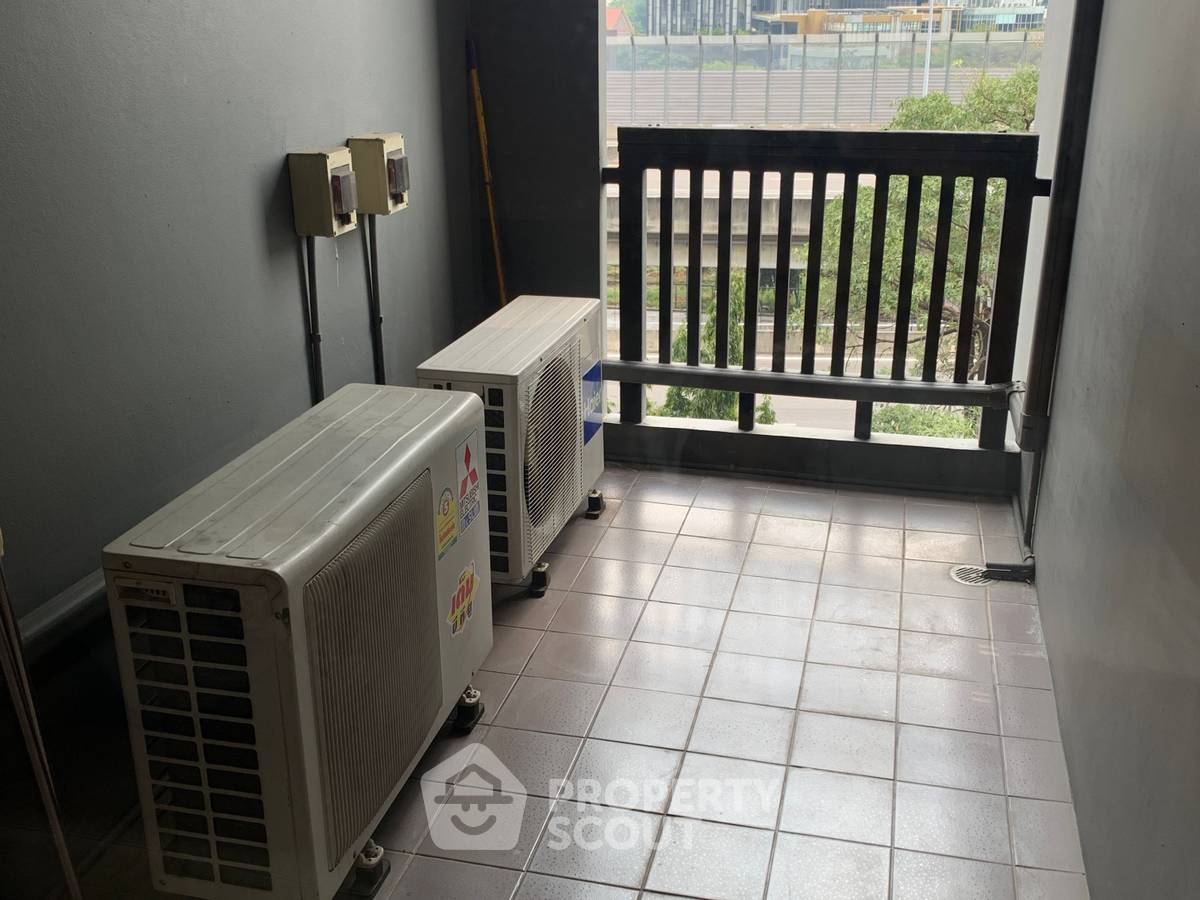 picture 1-BR Vista Garden Condominium Near BTS Phra Khanong (ID 57988) - 7/20