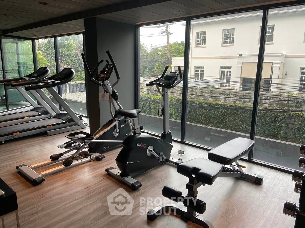 picture 1-BR Condo at The Teak Sukhumvit 39 near BTS Phrom Phong (ID 1786707) - 10/13