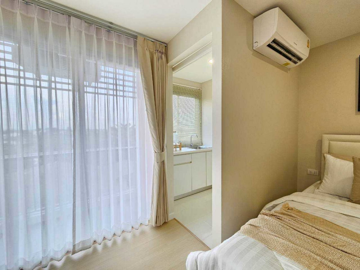 picture B Condo For Sell - 11/20