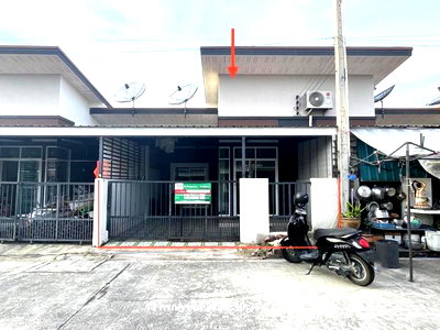 Townhouses for sale นิคมอุตสาหกรรม อีสเทิร์นซีบอร์ด : TOWN HOUSE 21.4 Sq.w. Pluak Daeng Rayong for 1.6M