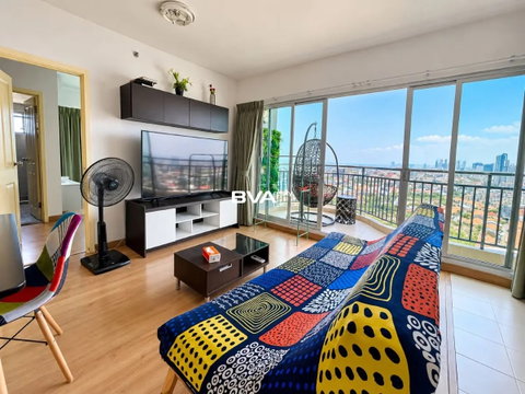  🏢 Supalai Mare Pattaya For Sale #Foreign Quota - 🛏️ 2 beds - 🛁 2 Bath -plus private parking 