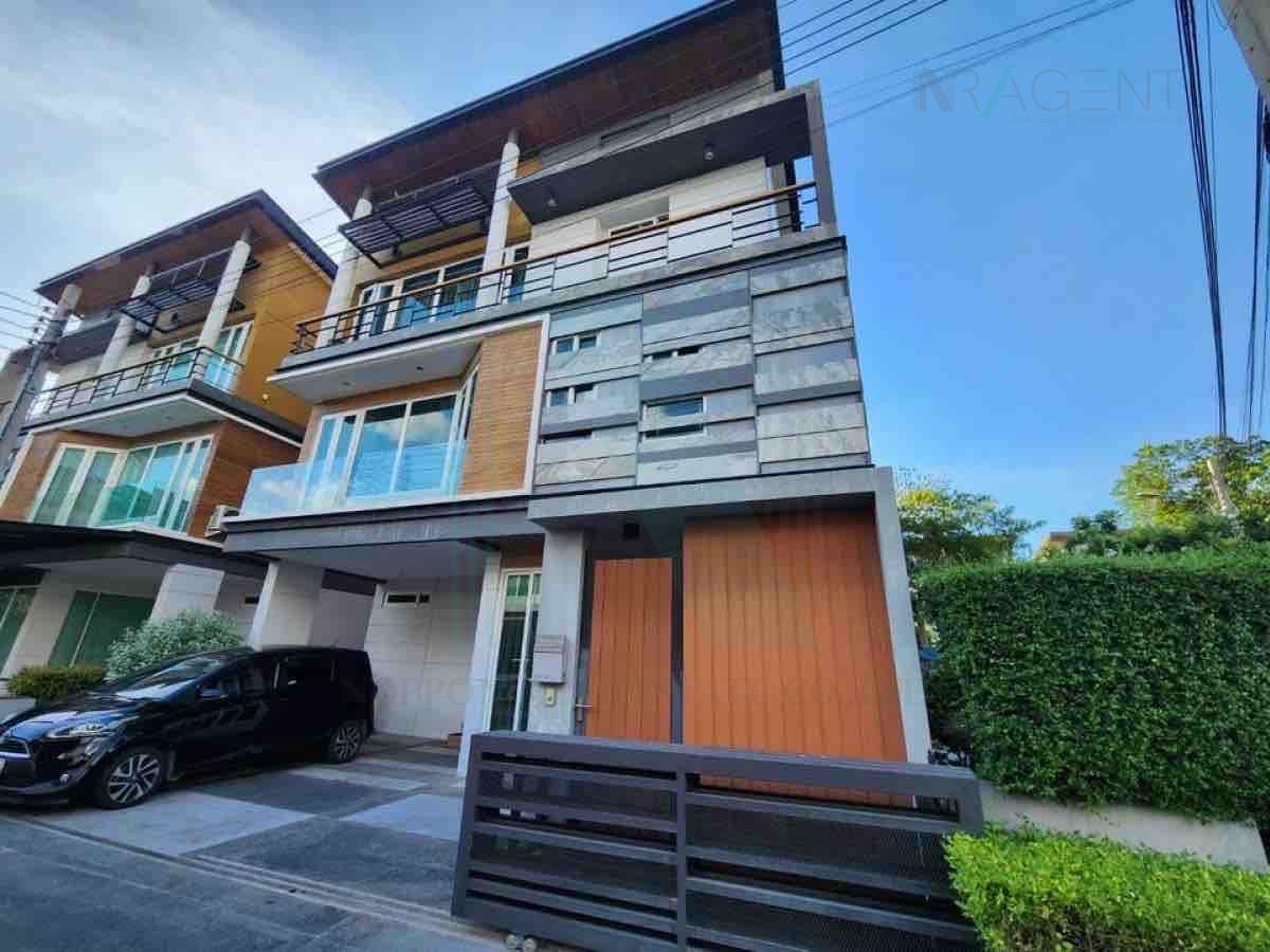 picture 📌 For Sell House THE GALLERY HOUSE LAYER 3-story 4 bedroom 6 bathroom - 1/8