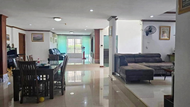 รูป ขายบ้านสร้างเองคฤหาสน์หลังใหญ่ รอบเวียง เมืองเชียงราย ที่ดิน 233.4 ตร.ว. 4 นอน 5 น้ำ - รูปที่ 6/24