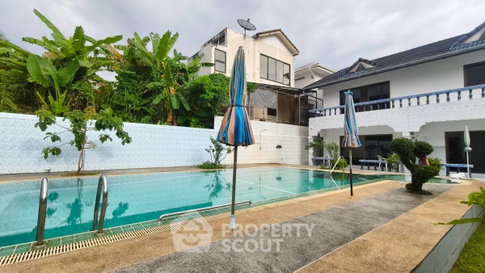 วิลล่า 10 ห้องนอน ขนาด 805 ตร.ม. Golf and Ville Village กะทู้ (ID 3466344)