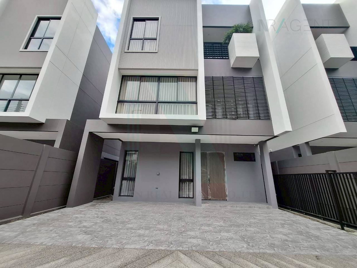 picture For Rent 3-story House FEEL LAT PHRAO 101 3 bedroom 4 bathroom - 1/8