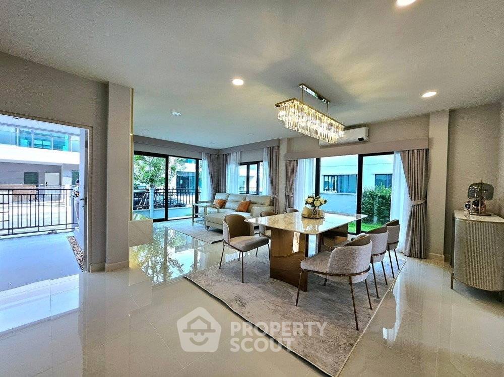 picture Spacious 5-BR House In Centro Bangna, 260 Sqm (ID 3478492) - 15/15