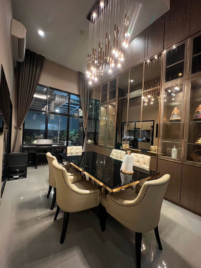 รูป ให้เช่าทาวน์เฮาส์ 3 ชั้น อาร์เด้น พระราม 3 3 ห้องนอน 4 ห้องน้ำ - รูปที่ 2/8