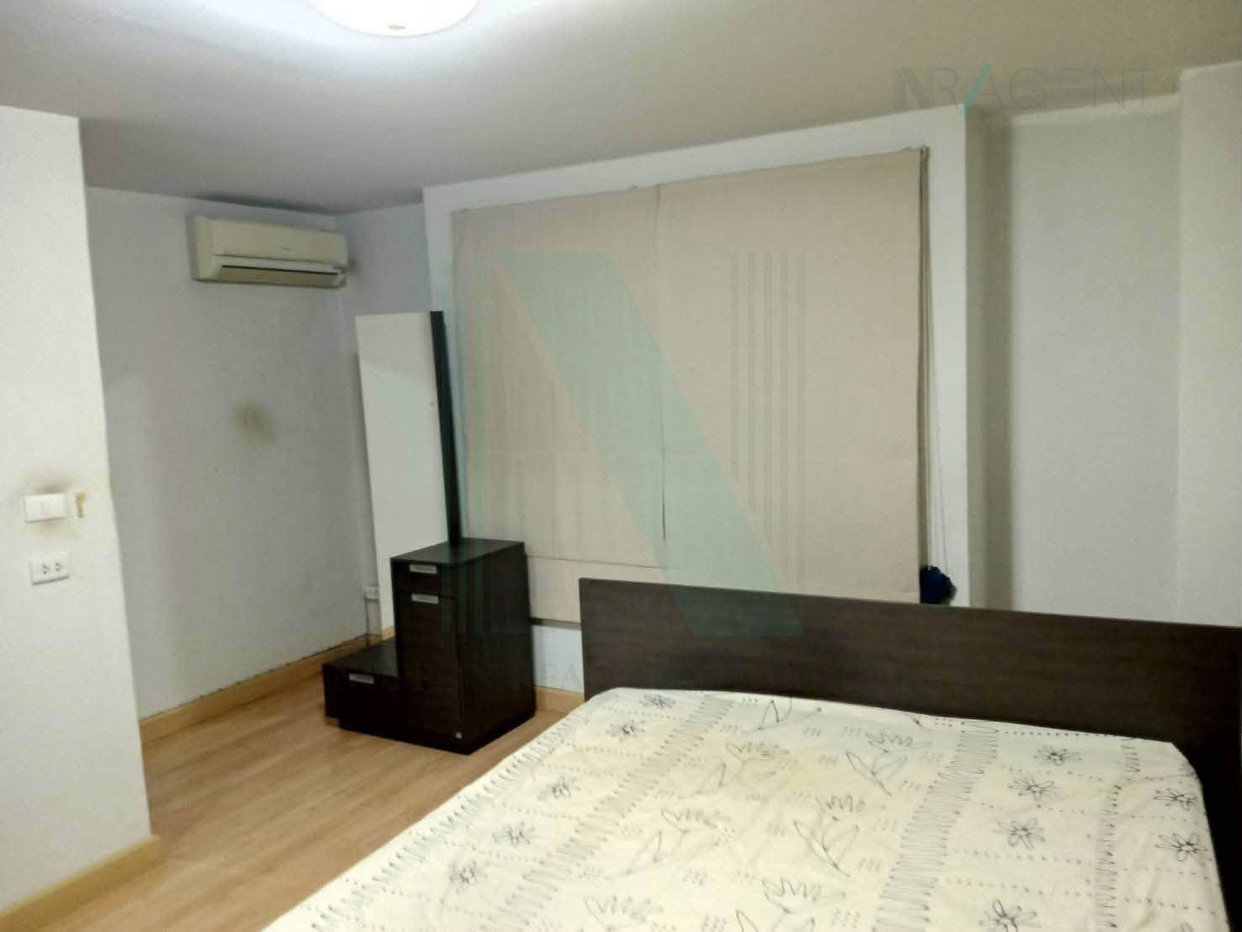 รูป ให้เช่าทาวน์เฮาส์ 3 ชั้น ศุภาลัย วิลล์ รัชดาภิเษก 32 4 ห้องนอน 3 ห้องน้ำ - รูปที่ 7/8