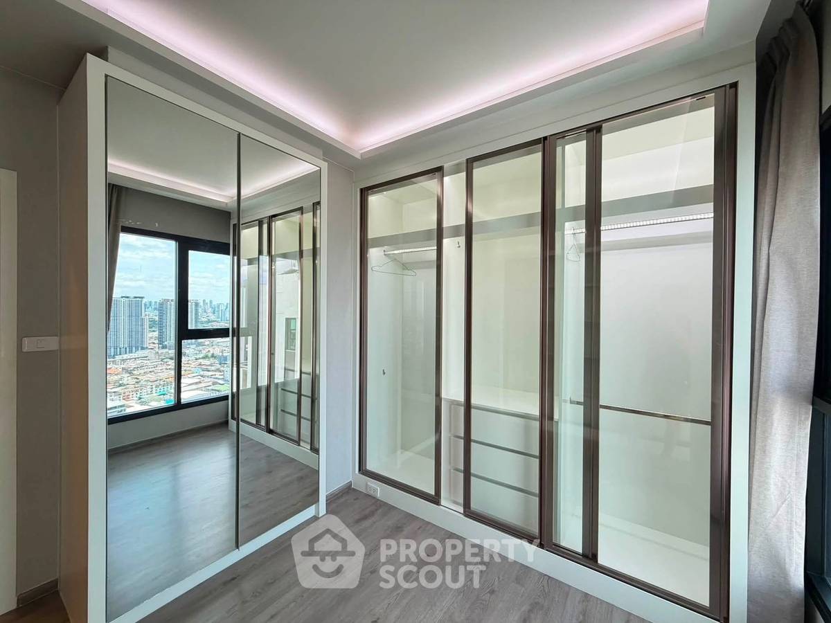picture 35th-Floor 2-BR Condo At Chapter One Flow Bangpo Near MRT Bang Pho (ID 3477330) - 10/13