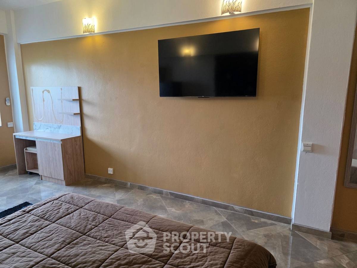 picture 1-BR Condo For Sale, Fly Bird Condominium, Pattaya South (ID 2607308) - 3/10