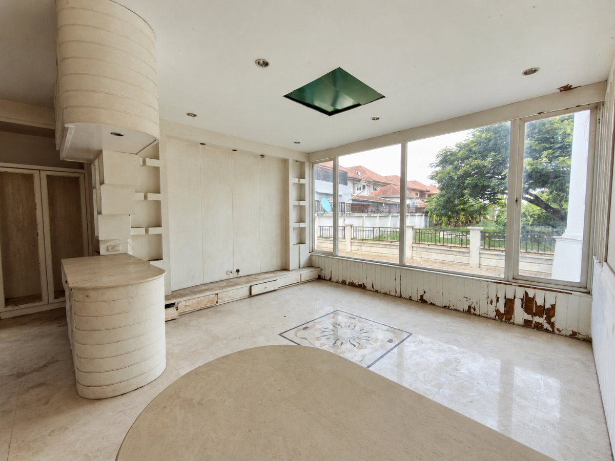รูป 🏡 บ้านเดี่ยว 2 ชั้น หลังริมในสุด ทำเลบางแวก–บางแค ที่ดินแปลงใหญ่ 110 ตร.ว. 3 ห้องนอน 3 ห้องน้ำ ราคา 7.99 ล้านบาท! - รูปที่ 6/31