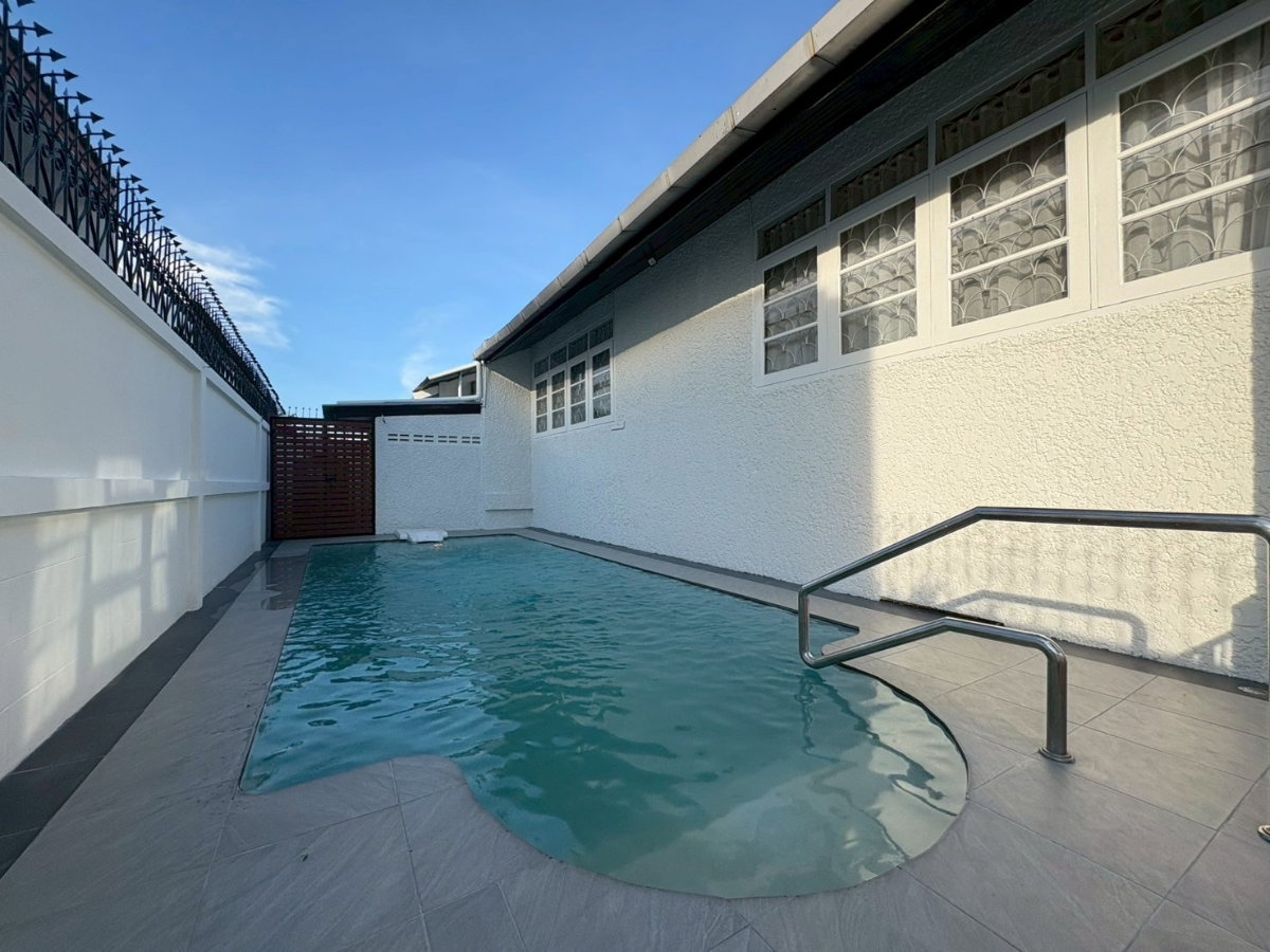 รูป Pool Villa 5 นอน 3 น้ำ | 500 ตร.ม. 80 ตร.วา. ใกล้ MRT ห้วยขวาง | **ค่าเช่า 130,000 บาท** นัดชม แอดไลน์ ID: @property.ma - รูปที่ 19/19