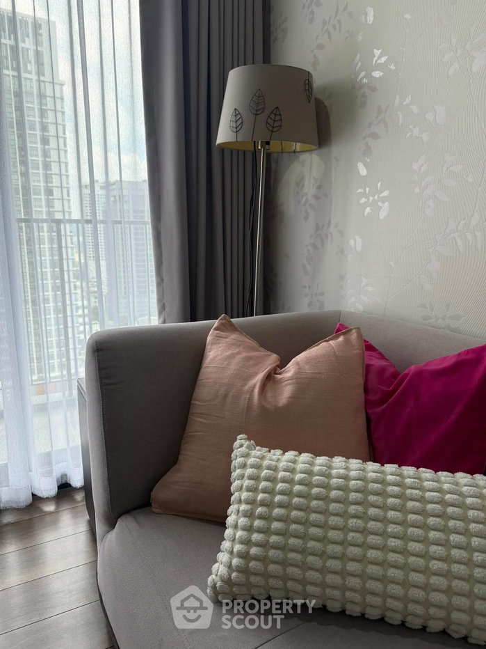 picture 200m To BTS Saphan Khwai, 19th-Floor 1-BR At Onyx Phahonyothin (ID 3475503) - 8/16