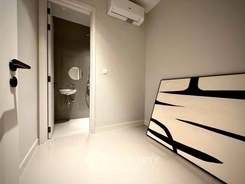 picture 32nd-Floor 3-BR 218 Sqm At One 89 Wireless, 200m To MRT Lumphini (ID 3350997) - 13/13