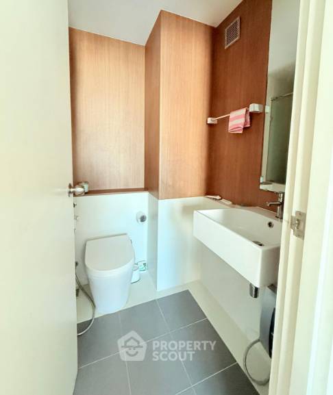 รูป คอนโด 2 ห้องนอน Blossom Condo @ Sathorn-Charoenrat ใกล้ BTS สุรศักดิ์ (ID 2481096) - รูปที่ 3/3
