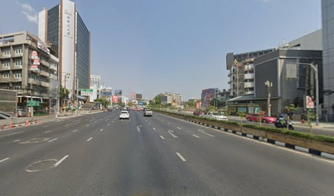 ขายที่ดินติดถนนพระราม 4 ใกล้ MRT หัวลำโพง ทำเลศักยภาพใจกลางกรุงเทพ