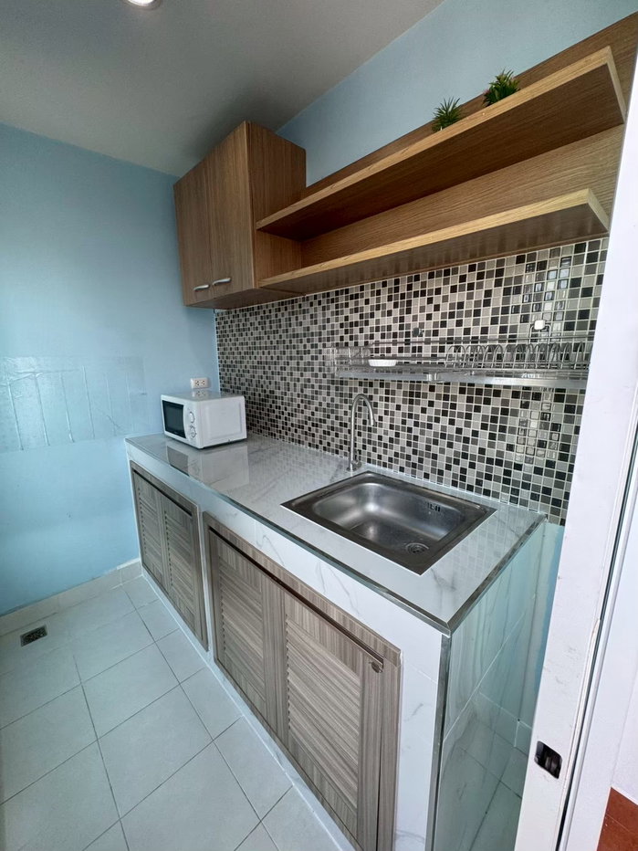 picture 8,000 baht/month studio Regent home13 Sukhumvit 93 BTS Bangchak  - 6/8