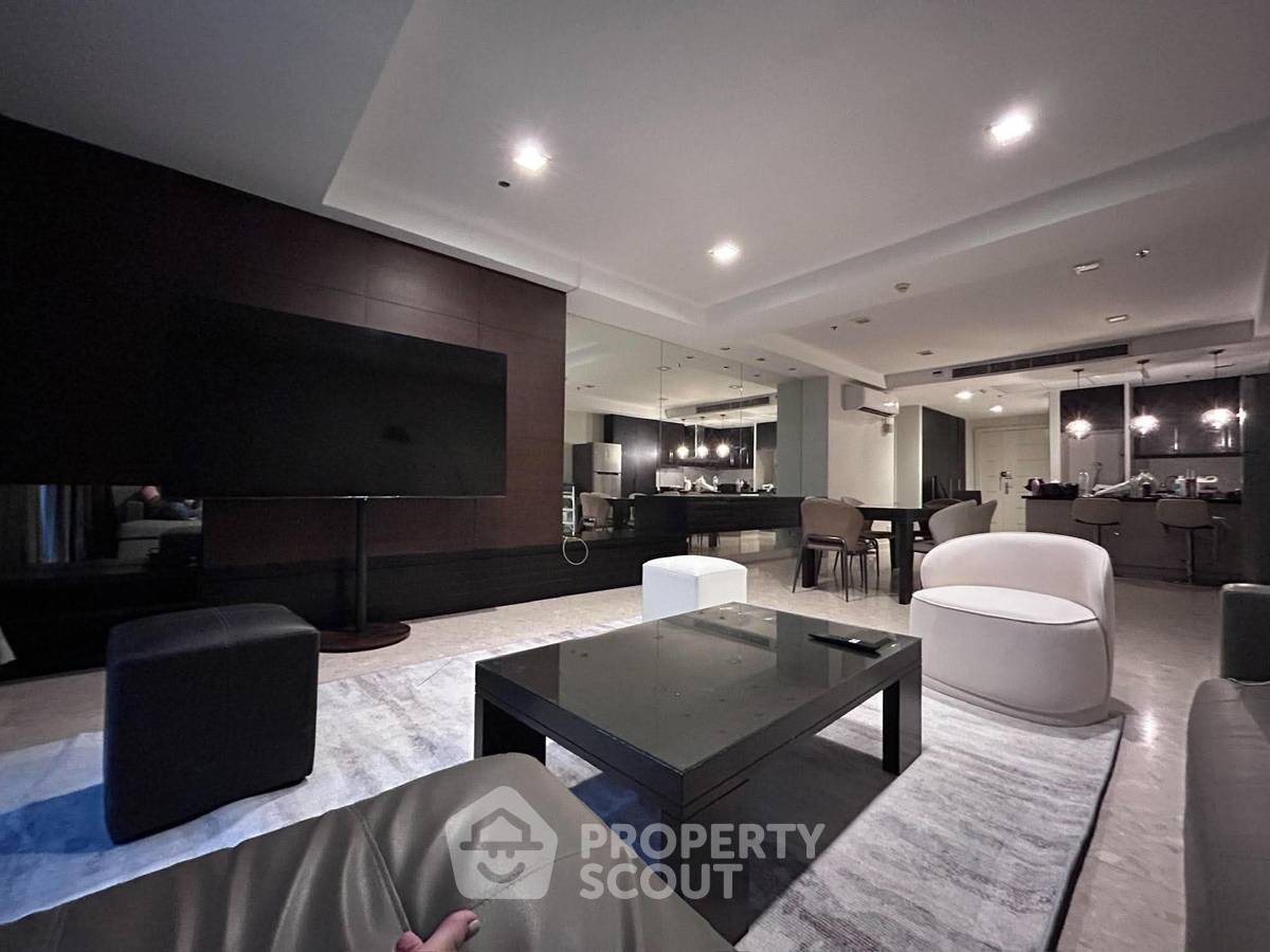 picture 3-BR Condo at Nusasiri Grand Condominium near BTS Ekkamai (ID 3448247) - 3/14