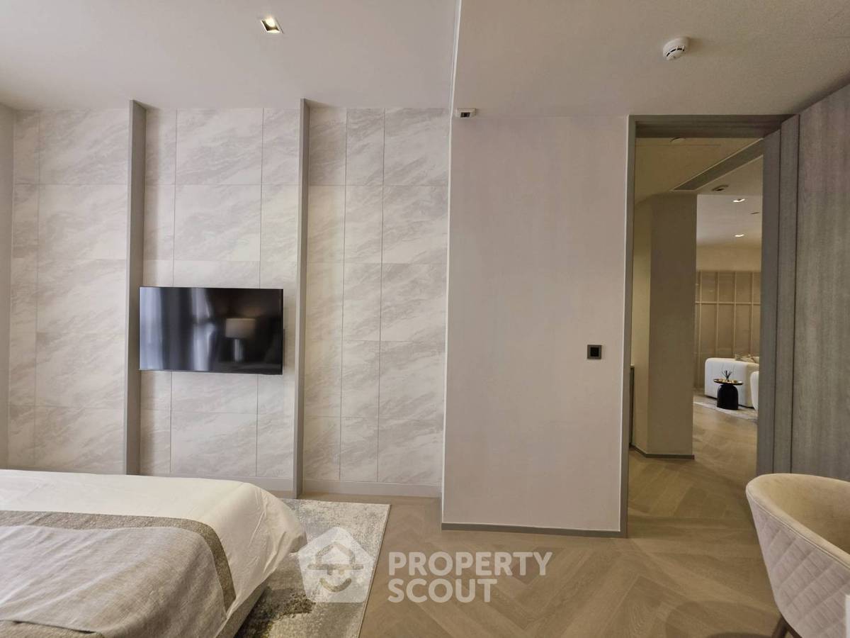 picture High-Floor 3-BR 191 Sqm At The Reserve Sathorn Near BTS Sala Daeng (ID 3475809) - 12/17