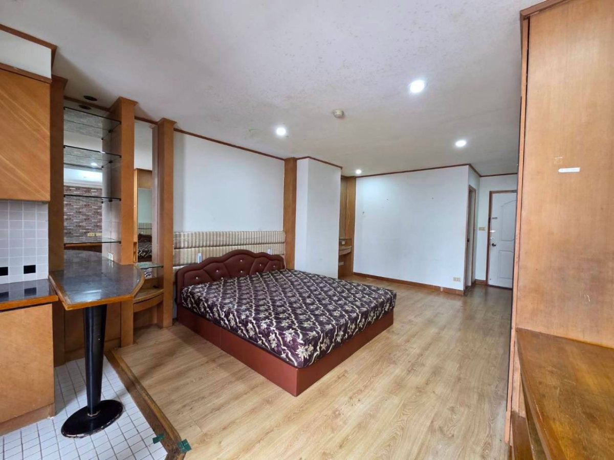 picture "RENT" Kasemsan condo (BTS Nationnal stadium) 13,000 baht/month - 4/8