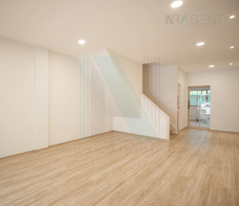 picture For Sell Town house SINTHAVEE PROJECT 8 2-story 3 bedroom 3 bathroom - 4/8
