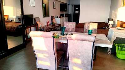 Condos for sale : For sale Sunshine Beach Condotel Pattaya Jomtien Beach 26th floor 56 sq.m. studio room fully decorated and furnished