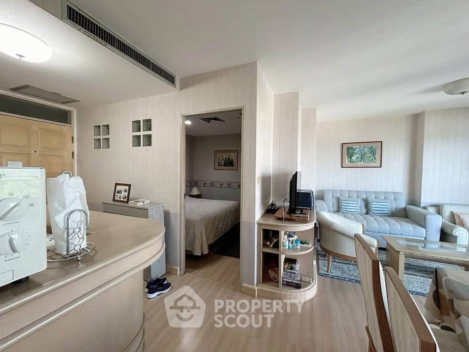 picture 64 Sqm 2-BR Condo For Sale At Baan Rabiang Chan (ID 3467869) - 1/9