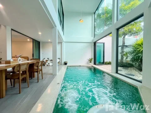 3 Bedroom Villa for rent in Talat Nuea, Phuket 6901969