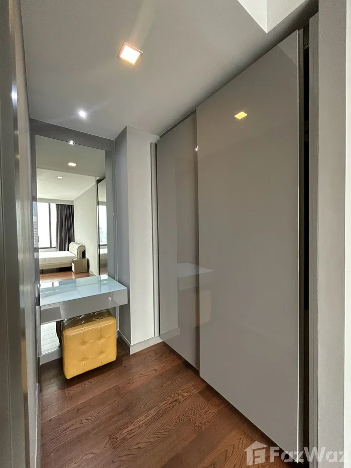 picture M Silom 2 bedroom 2 bathroom 6890519 - 8/15