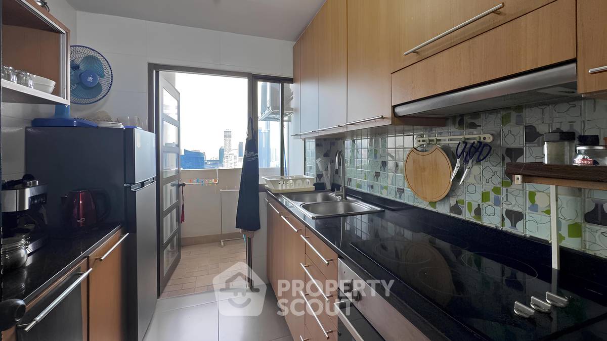 picture 35th-Floor 3-BR Top View Tower Condominium, 300m To BTS Thong Lor (ID 3365572) - 4/20