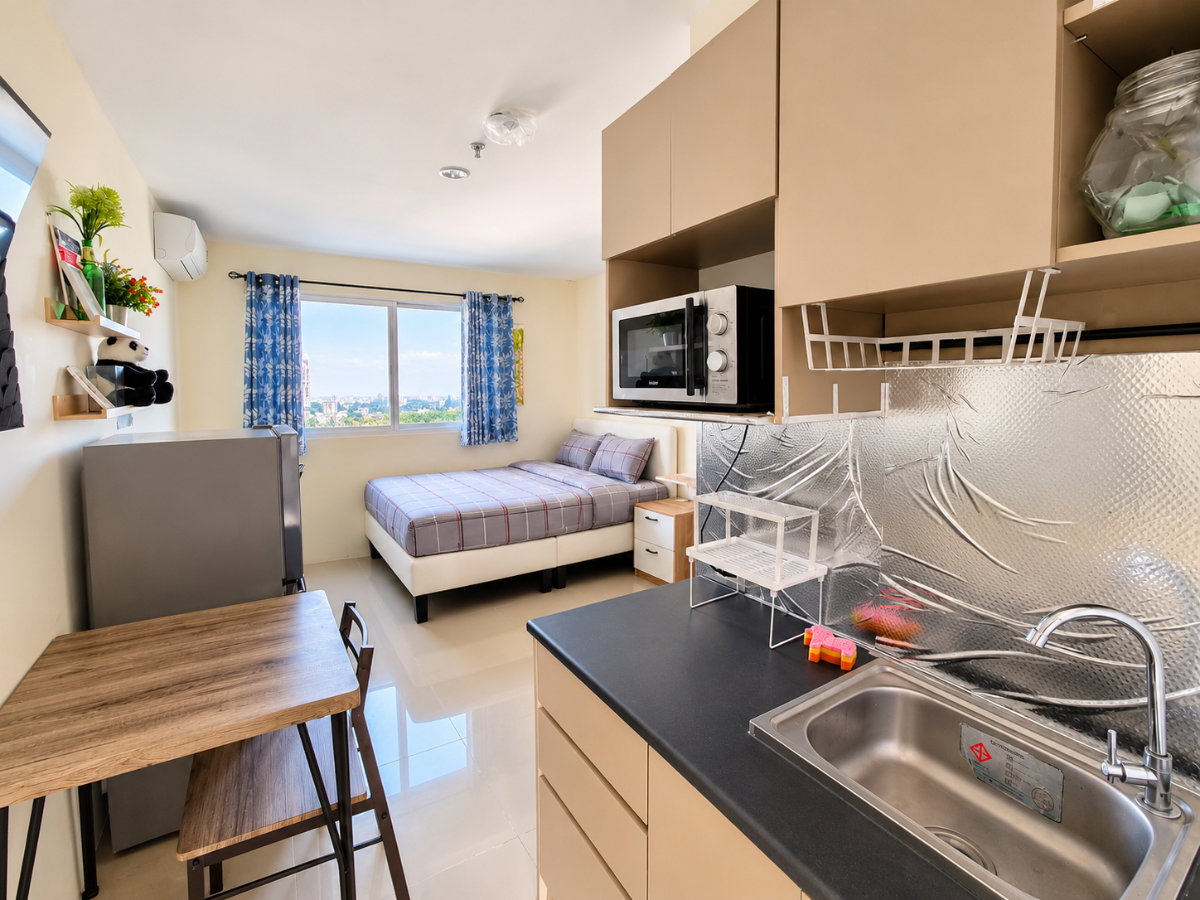 picture 21st-Floor Studio at Asakan Place Srinakarin | 300m to MRT Hua Mak - U6755938 - 1/6