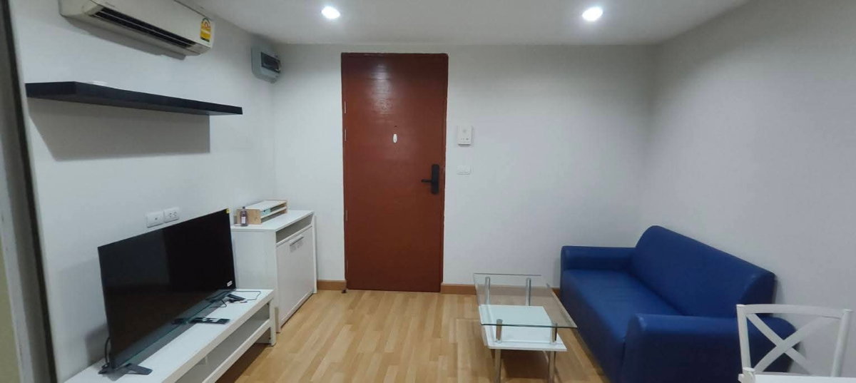 รูป THE RAFFLES CONDOMINIUM ลาดพร้าว 42/1 เพียง 12,000 บาท/เดือน ห้องสวย 35 ตร.ม. เฟอร์ครบ ติดถนนใหญ่ ใกล้ MRT ภาวนา เพียง 300 เมตร! - รูปที่ 3/8