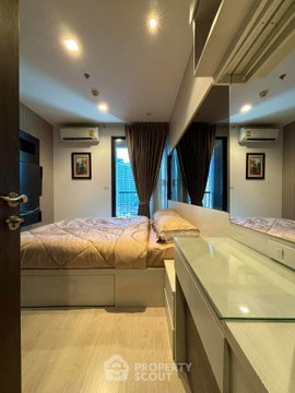 1-BR Condo at Rhythm Sukhumvit 44/1 near BTS Phra Khanong (ID 3478342)