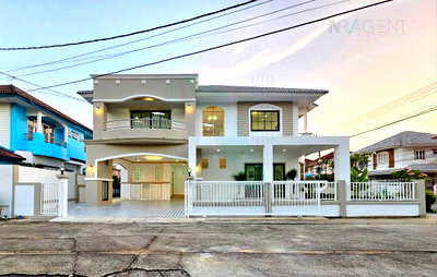 บ้านเดี่ยว นนทบุรี : ขายบ้านเดี่ยว โครงการ ศิลปการพาร์ค 3 2 ชั้น 6 ห้องนอน 5 ห้องน้ำ