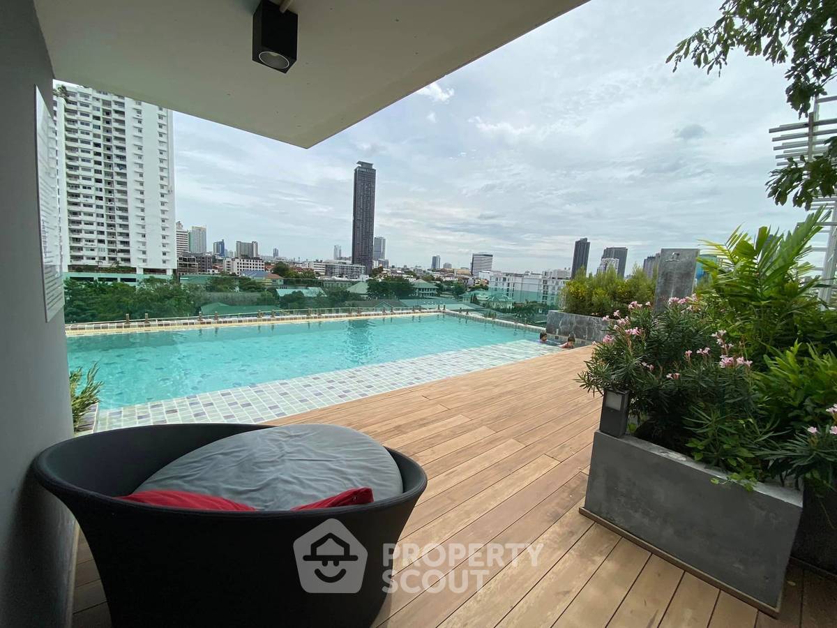picture 1-BR Condo at The Teak Sukhumvit 39 near BTS Phrom Phong (ID 1786707) - 12/13