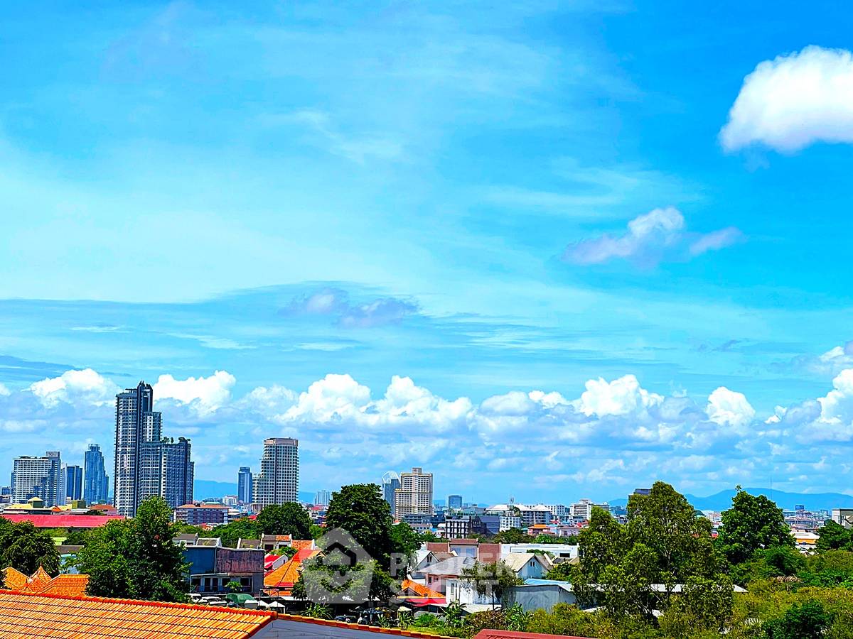 รูป คอนโด 1-ห้องนอน ที่ แพลทตินัม สวีท คอนโดมิเนียม / ทีดับเบิ้ลยู คอนโดมิเนียม ใกล้ พัทยาใต้ (ID 3282425) - รูปที่ 2/22