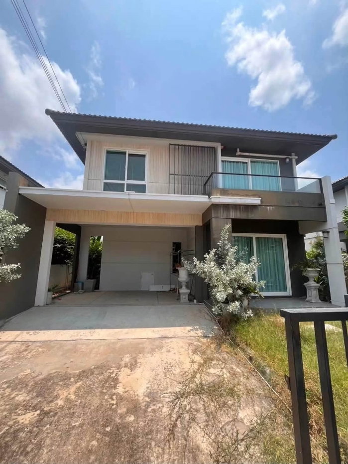 รูป 🏡 ให้เช่าบ้านเดี่ยว พฤกษ์ลดา สุวรรณภูมิ (K292)
📍 ซอยลาดกระบัง 54
💰 35,000 บาท/เดือน - รูปที่ 1/10