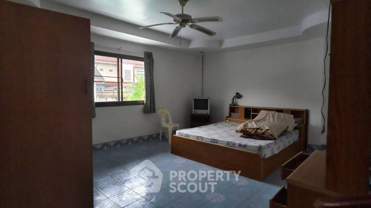รูป วิลล่า 10 ห้องนอน ขนาด 805 ตร.ม. Golf and Ville Village กะทู้ (ID 3466344) - รูปที่ 7/9