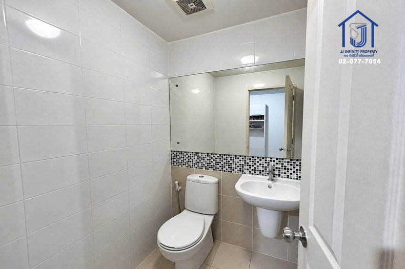 รูป ขายทาวน์โฮม 3 ชั้น หมู่บ้านทาวน์พลัส เกษตร-นวมินทร์ ถนนคลองลำเจียก ใกล้ทางด่วนฉลองรัช - รูปที่ 15/17