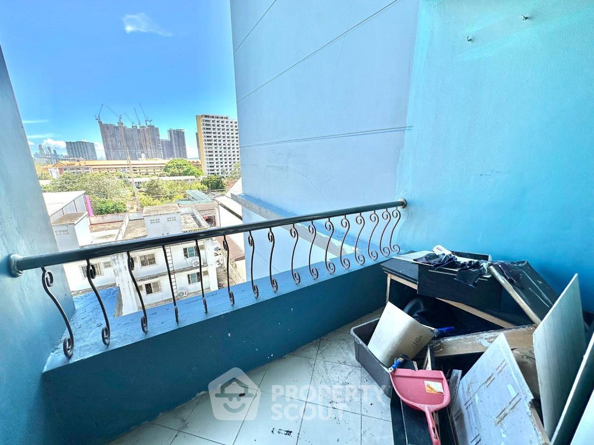 รูป ขายคอนโด 2 ห้องนอน Platinum Suites Condominiums / TW Condominium (ID 3281072) - รูปที่ 17/29