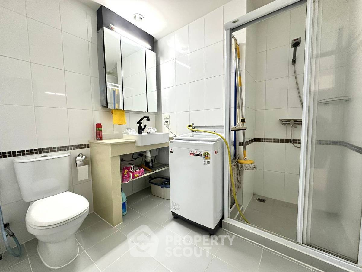 รูป ขายคอนโด 2 ห้องนอน Platinum Suites Condominiums / TW Condominium (ID 3281072) - รูปที่ 15/29