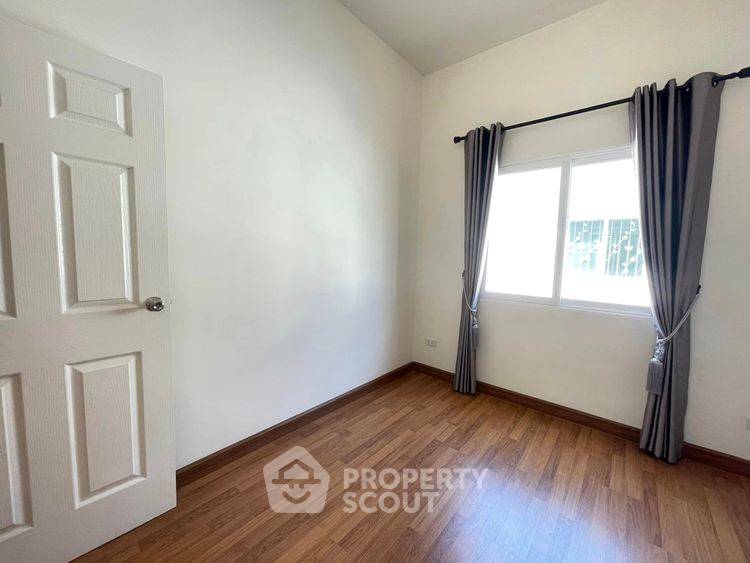 picture Pet-Friendly 4-BR Townhouse At The Passage Ramintra-Khubon (ID 3471578) - 11/17