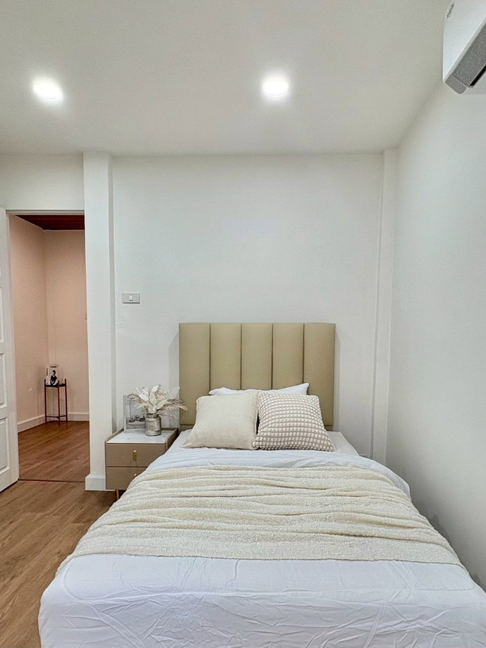 รูป Pool Villa 5 นอน 3 น้ำ | 500 ตร.ม. 80 ตร.วา. ใกล้ MRT ห้วยขวาง | **ค่าเช่า 130,000 บาท** นัดชม แอดไลน์ ID: @property.ma - รูปที่ 9/19