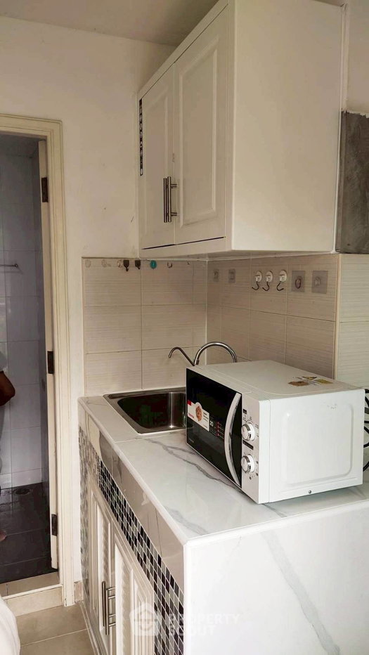 picture 45th-Floor 2-BR Condo At Lumpini Ville Sukhumvit 77 Near BTS On Nut (ID 3475505) - 11/17