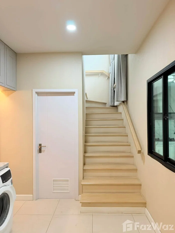 picture 4BR Corner House, Grand Britania Wongwaen-Ramintra 6888365 - 7/16