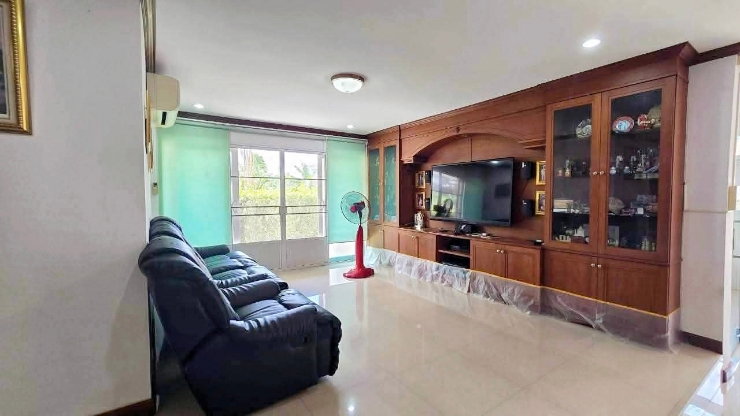 รูป ขายบ้านสร้างเองคฤหาสน์หลังใหญ่ รอบเวียง เมืองเชียงราย ที่ดิน 233.4 ตร.ว. 4 นอน 5 น้ำ - รูปที่ 2/24