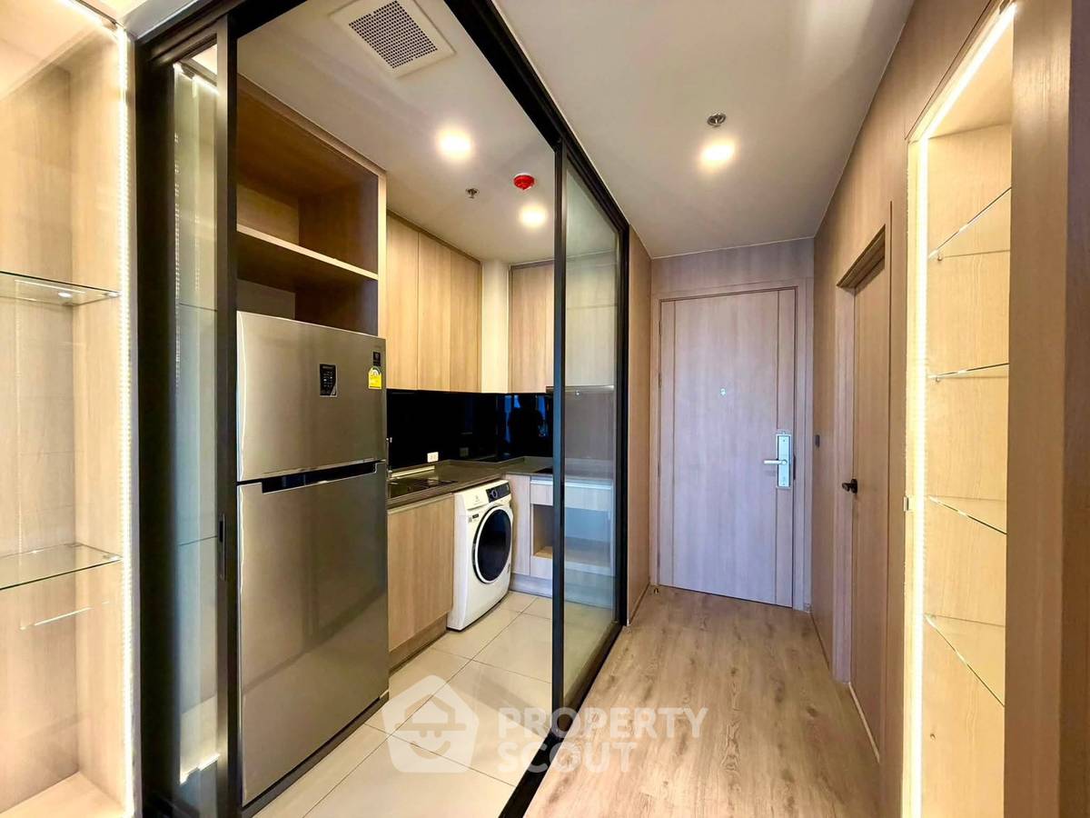 picture 35th-Floor 2-BR Condo At Chapter One Flow Bangpo Near MRT Bang Pho (ID 3477330) - 8/13