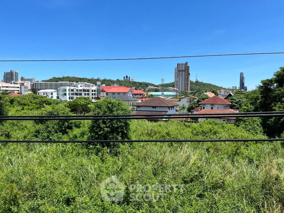 picture 1-BR Condo For Sale, Fly Bird Condominium, Pattaya South (ID 2607308) - 10/10