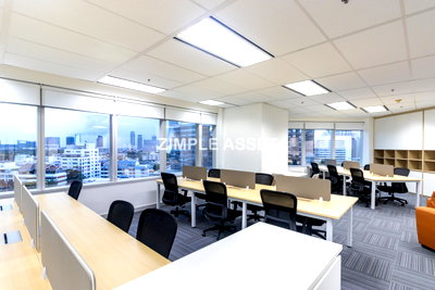 Office for rent Pathum Wan : Ready to move! Office for rent 227 sq.m. on 11th floor with fully furnished at CRC All Season Tower on Wireless Road in CBD area of Bangkok