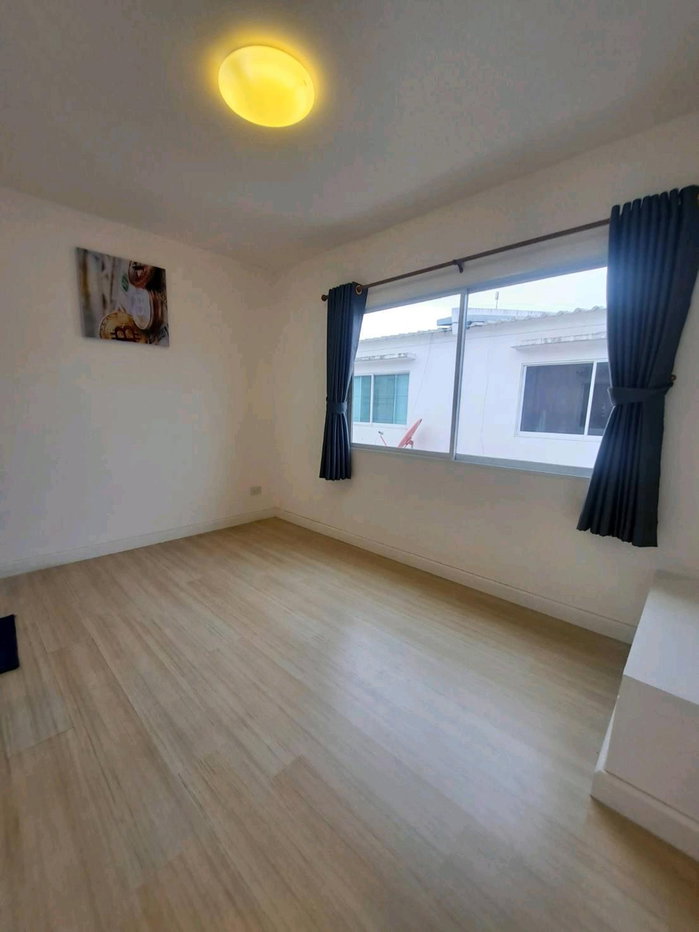 รูป 🏡✨ ให้เช่าทาวน์โฮม 2 ชั้น Indy 2 ประชาอุทิศ 90 | ตกแต่งใหม่ทั้งหลัง เฟอร์นิเจอร์ครบ พร้อมเข้าอยู่ - รูปที่ 8/15